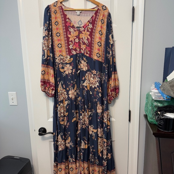 Avenue Ellery Maxi Dress - Picture 1 of 8